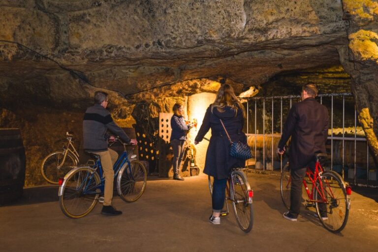 cave saumur visite à bicyclette
